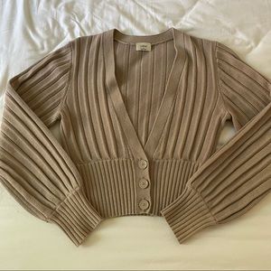 Aritzia Wilfred Plunge Front Cardigan in Dovetail Taupe